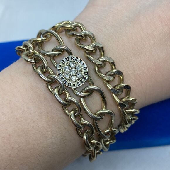 💛 Gold Tone CZ Guess Multi Strand Bracelet - Picture 3 of 3